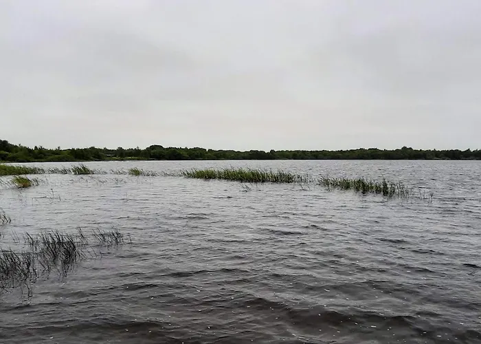 6 Person In Ansager-by Traum